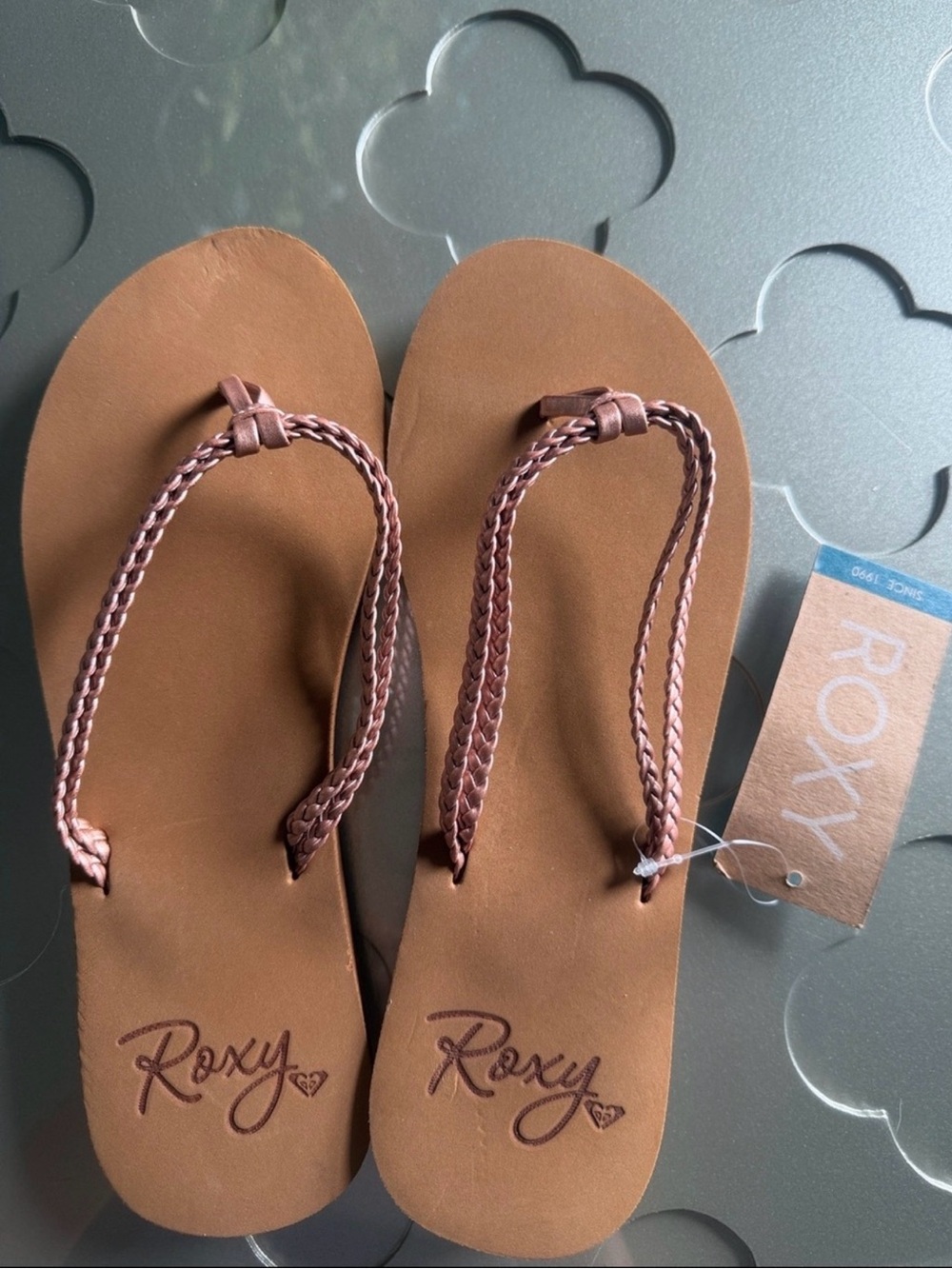 ROXY Costas Rose Gold Braided Flip Flop Sandals Size 7 Women’s NWT
